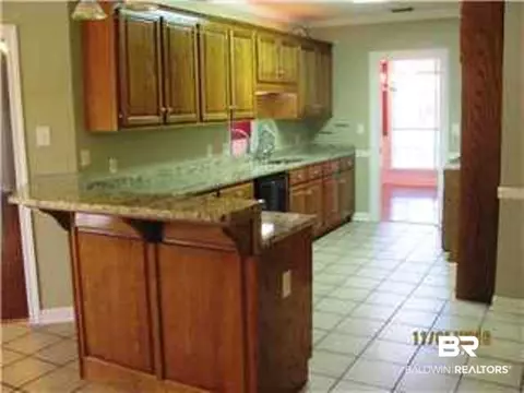 7181 N Oakbriar Dr, Mobile, AL 36619 photo 4