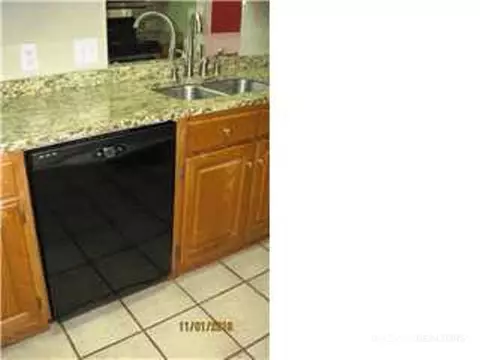 7181 N Oakbriar Dr, Mobile, AL 36619 photo 9