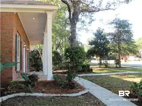 7181 N Oakbriar Dr, Mobile, AL 36619 photo 2