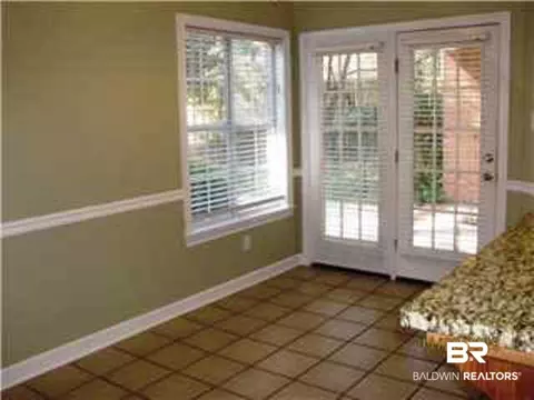 7181 N Oakbriar Dr, Mobile, AL 36619 photo 8
