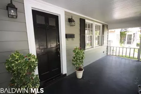 13 Homer St, Mobile, AL 36607 photo 2
