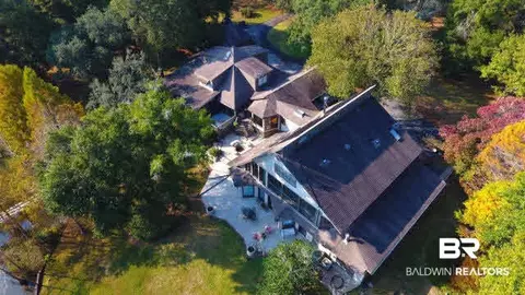 9516 Neumann Dr, Elberta, AL 36530 photo 1