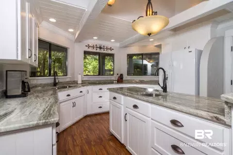 9516 Neumann Dr, Elberta, AL 36530 photo 5