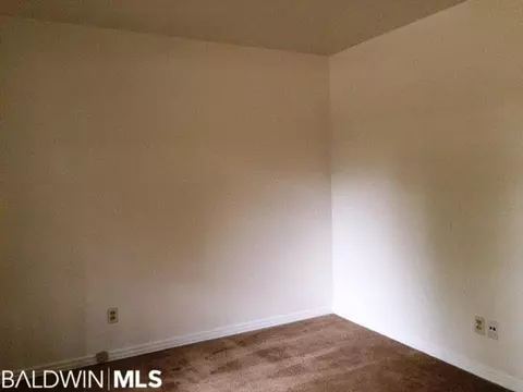 1121 E Chalet Dr, Mobile, AL 36608 photo 8
