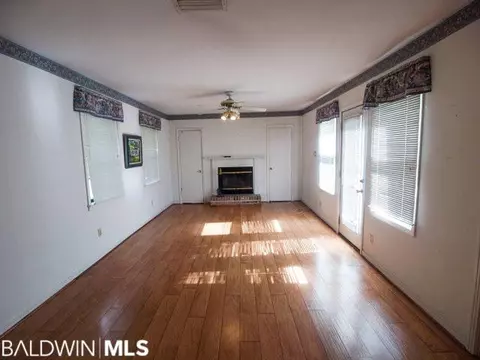 3209 E Maudelayne Dr, Mobile, AL 36693 photo 5