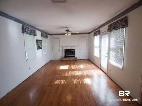 3209 E Maudelayne Dr, Mobile, AL 36693 photo 5