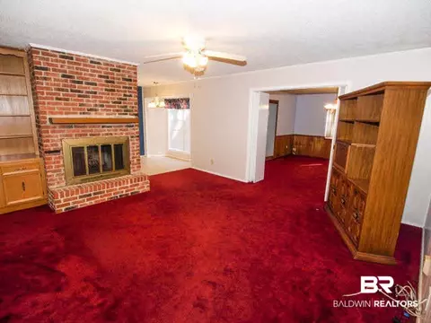 5829 Woodgate Rd, Mobile, AL 36609 photo 3