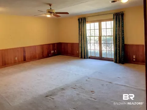 303 E Laurel St, Atmore, AL 36502 photo 8