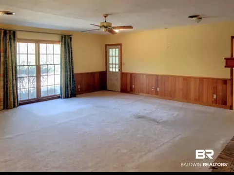 303 E Laurel St, Atmore, AL 36502 photo 9