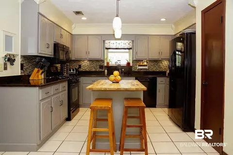 2425 Pavan Dr, Mobile, AL 36693 photo 4
