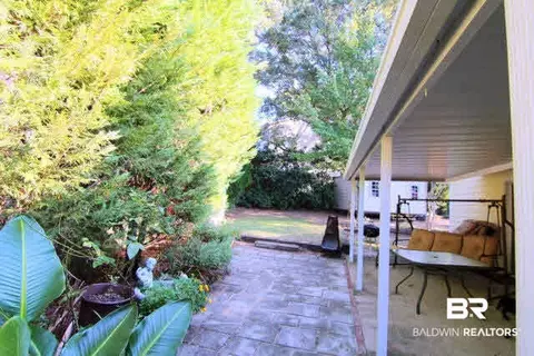 101 Chatam Loop, Daphne, AL 36526 photo 2