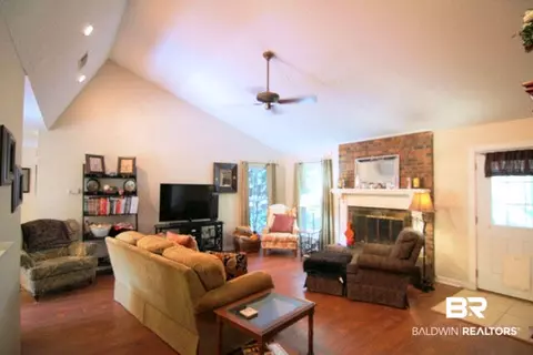 101 Chatam Loop, Daphne, AL 36526 photo 3