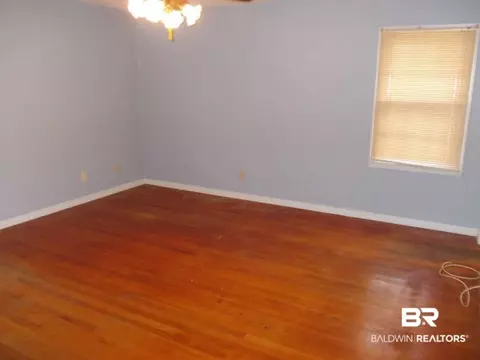 5314 Forest Park Dr, Mobile, AL 36618 photo 9