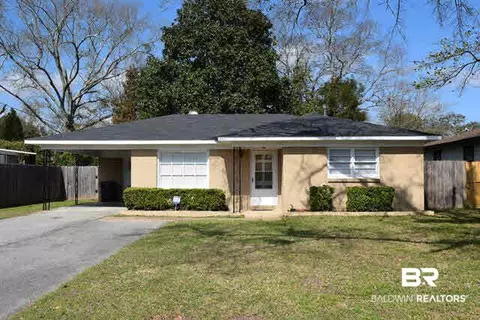 10 Edinborough Ave, Chickasaw, AL 36611 photo 1