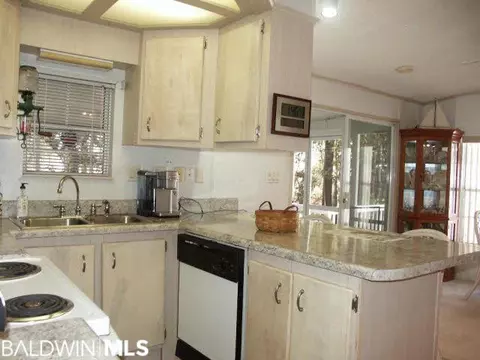 457 Elberta Loop, Lillian, AL 36549 photo 8