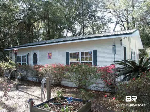 457 Elberta Loop, Lillian, AL 36549 photo 3
