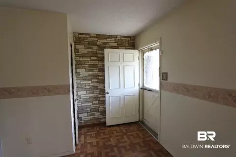 4601 Cindy Dr, Mobile, AL 36619 photo 2