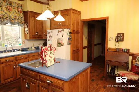 2390 W Johnson Rd, Mobile, AL 36695 photo 9