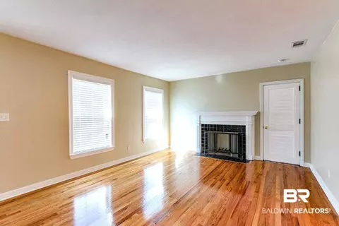 151 Emogene Pl, Mobile, AL 36606 photo 4