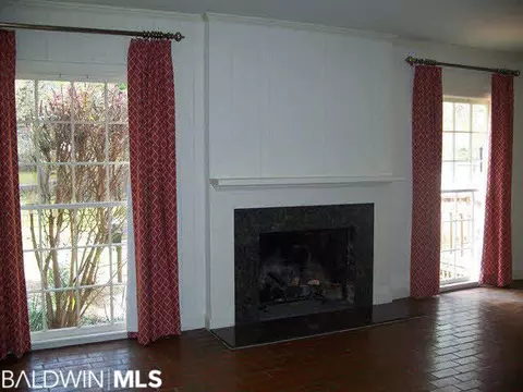 305 Levert St, Mobile, AL 36607 photo 2