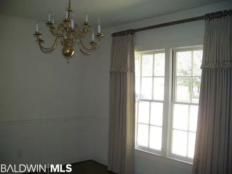 305 Levert St, Mobile, AL 36607 photo 4