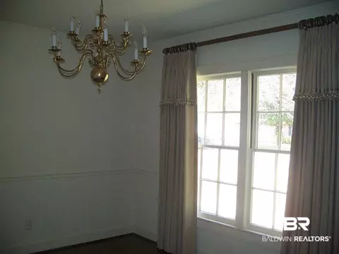 305 Levert St, Mobile, AL 36607 photo 4