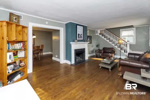 15 Mohawk St, Mobile, AL 36606 photo 2