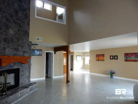 9062 Bayview Dr, Lillian, AL 36549 photo 9