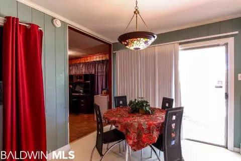3800 Camellia Dr, Mobile, AL 36693 photo 7