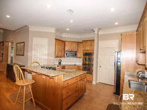712 Natchez Trail Ct, Mobile, AL 36609 photo 7
