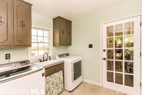 409 Fox Ct, Mobile, AL 36608 photo 3