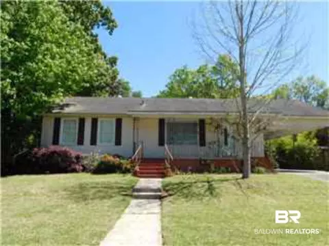 308 2nd St, Chickasaw, AL 36611 photo 1