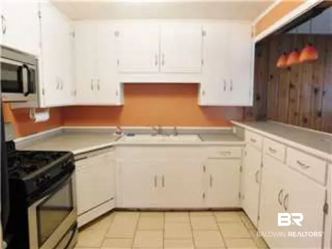 308 2nd St, Chickasaw, AL 36611 photo 4