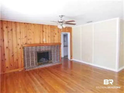 308 2nd St, Chickasaw, AL 36611 photo 5