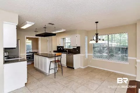 9965 Keystone Ct, Mobile, AL 36608 photo 8