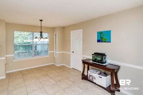9965 Keystone Ct, Mobile, AL 36608 photo 6