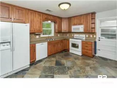 325 Syracuse St, Mobile, AL 36608 photo 20