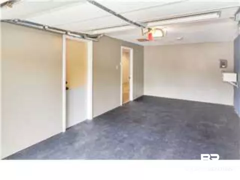 325 Syracuse St, Mobile, AL 36608 photo 2