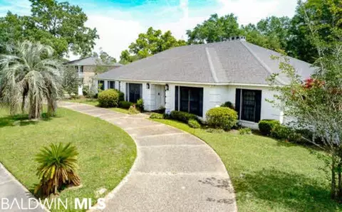 1267 Spring Valley Dr, Mobile, AL 36693 photo 1