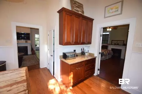 250 Dexter Ave, Mobile, AL 36604 photo 3