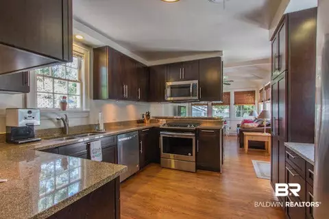 23 Benedict Pl, Mobile, AL 36606 photo 8