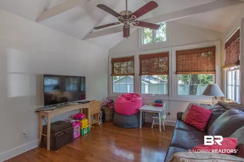 23 Benedict Pl, Mobile, AL 36606 photo 12
