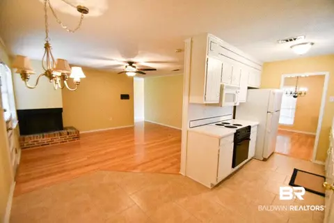 6309 N Christopher Dr, Mobile, AL 36609 photo 5
