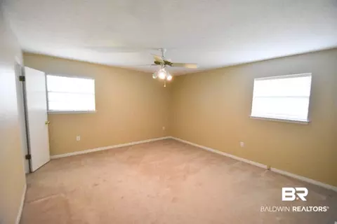 6309 N Christopher Dr, Mobile, AL 36609 photo 12