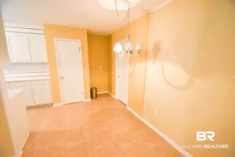 6309 N Christopher Dr, Mobile, AL 36609 photo 7