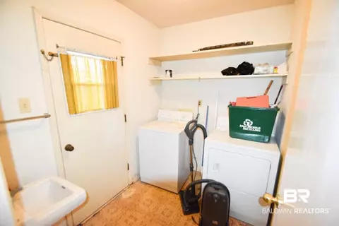 6309 N Christopher Dr, Mobile, AL 36609 photo 15