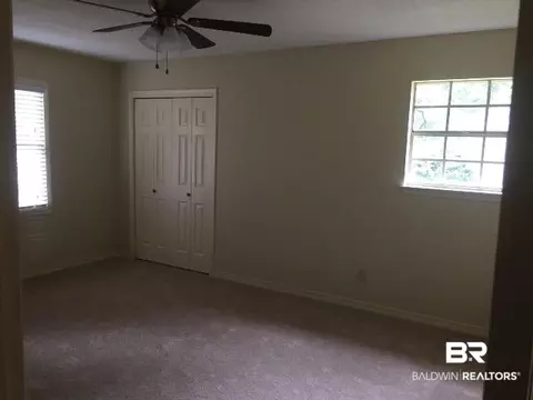 926 E Regents Dr, Mobile, AL 36609 photo 11