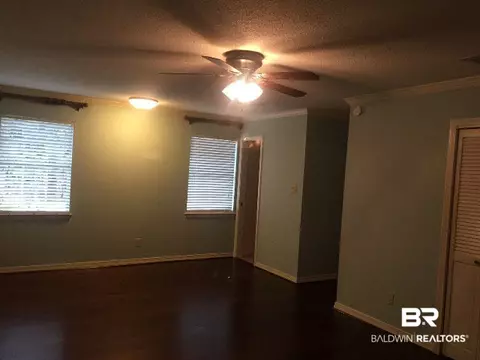 926 E Regents Dr, Mobile, AL 36609 photo 18