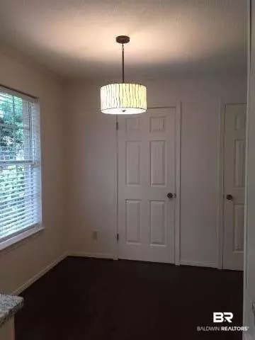 926 E Regents Dr, Mobile, AL 36609 photo 7