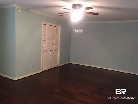 926 E Regents Dr, Mobile, AL 36609 photo 19